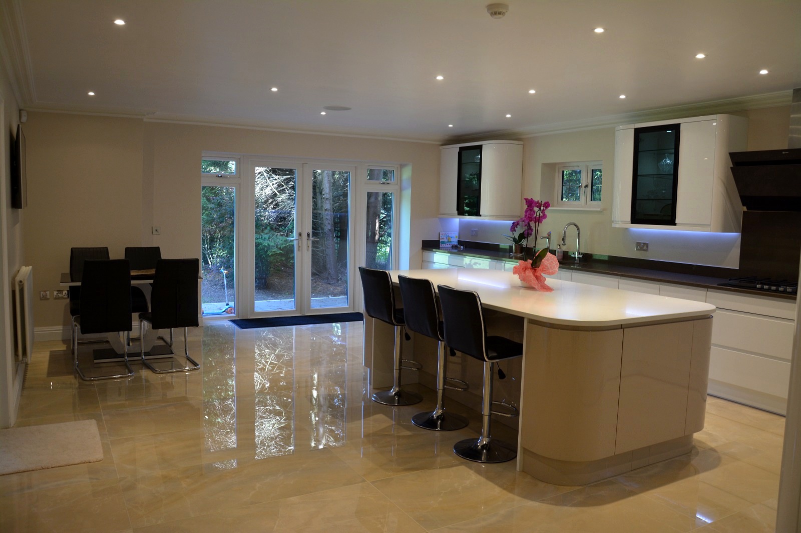 Refurbishments & Fit Outs