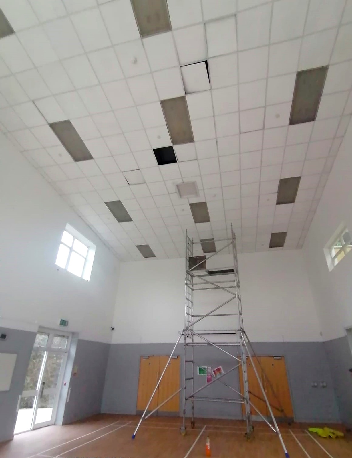 Glass Partitioning & Suspended Ceiling